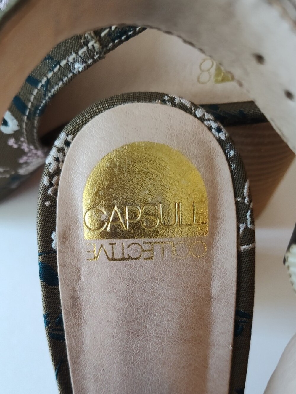 CAPSULE COLLECTIVE Brocade Floral Slingback Heels Size 38.5 US 8-8.5 - Picture 5 of 7